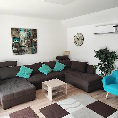 Holiday home R&r Vendeghaz *