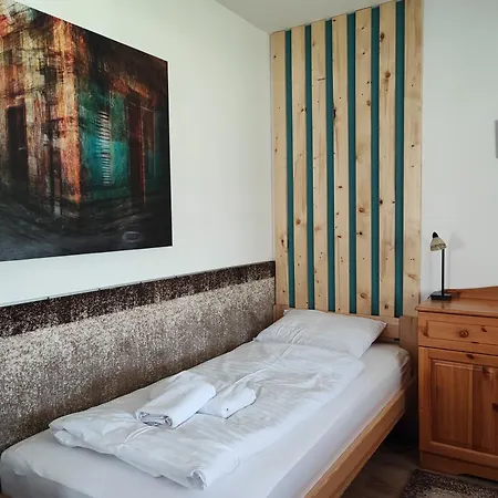 R&r Vendeghaz Holiday home