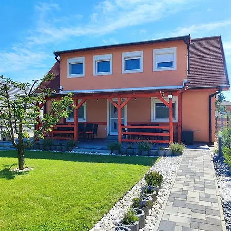 R&r Vendeghaz * Balatonkenese