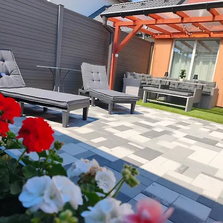 R&r Vendeghaz Holiday home Balatonkenese