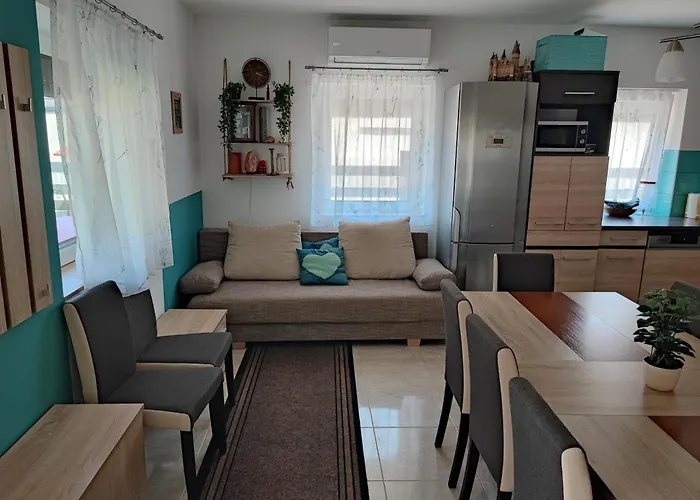 R&r Vendeghaz * Balatonkenese